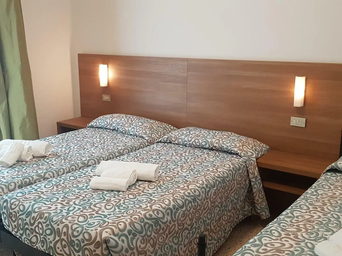Hotel De La Plage Rimini 3*,  Italie