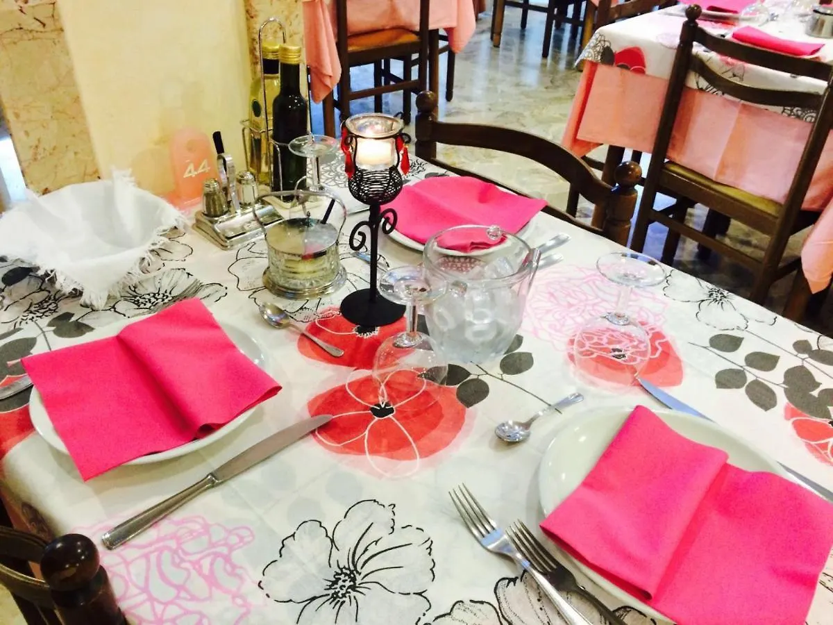 Hotel De La Plage Rimini 3*,