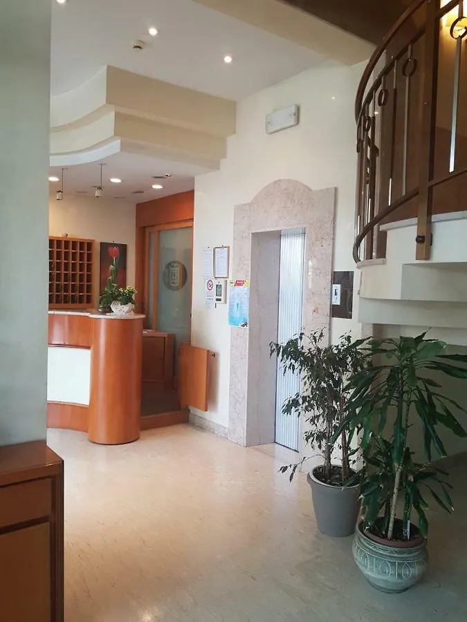 ***  Hotel De La Plage Rimini Italy