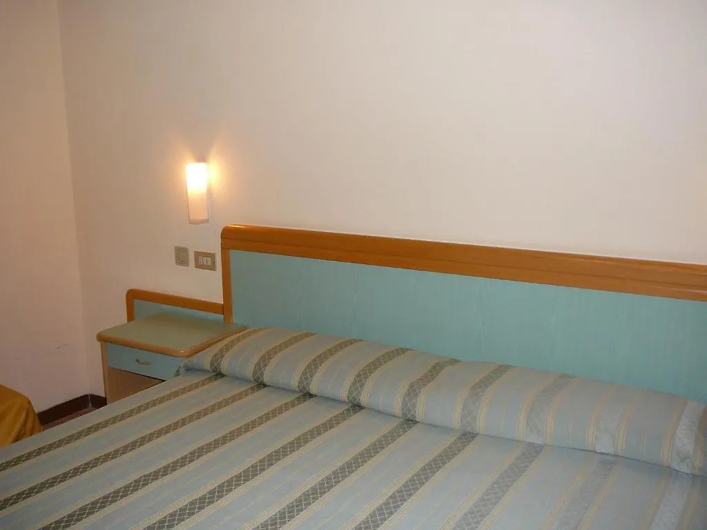 Hotel De La Plage Rimini 3*,  Italy